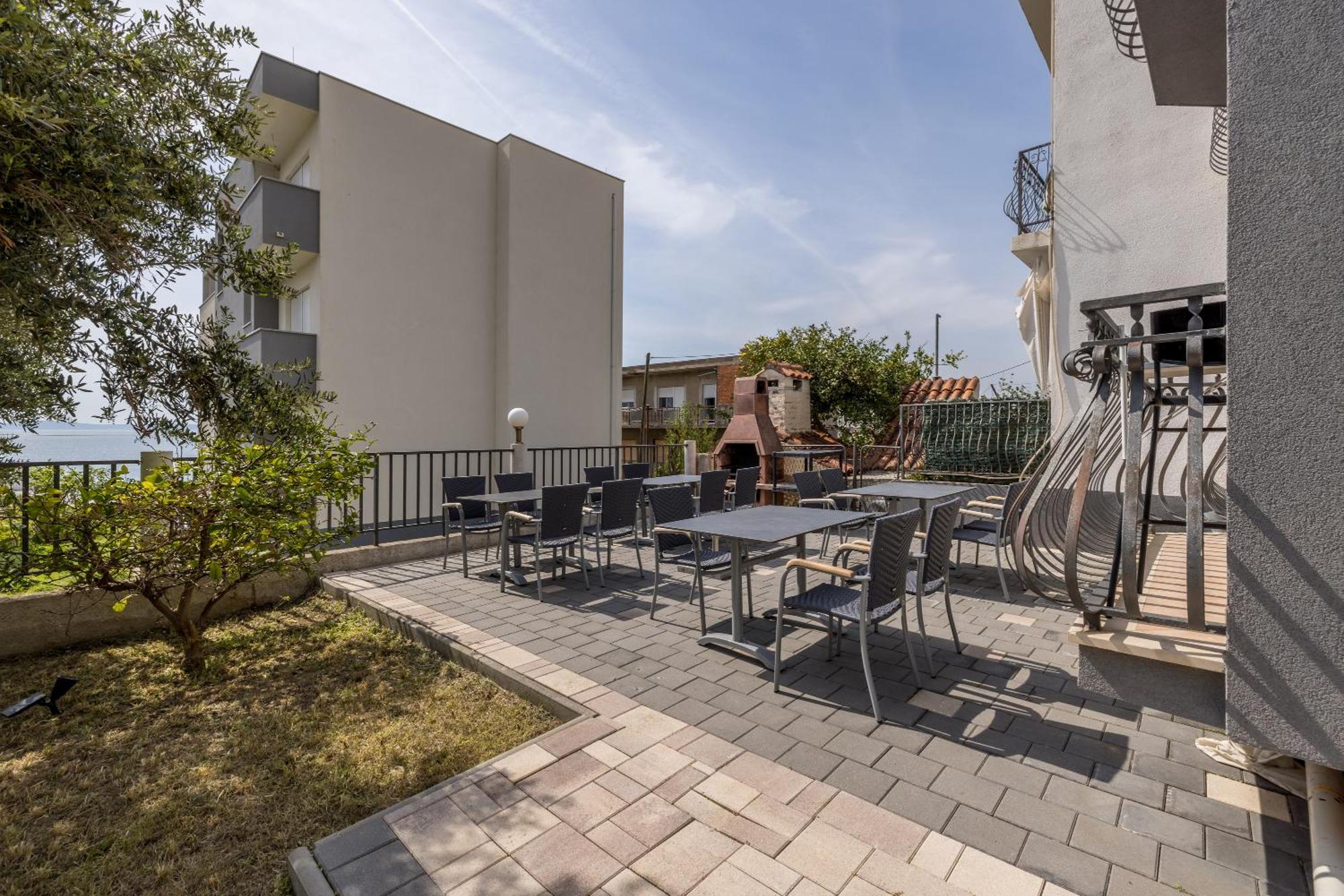 Mediterano Apartments Podstrana Exteriör bild